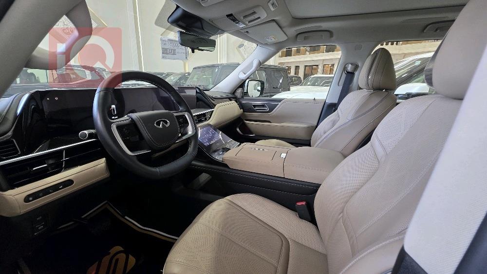 إنفينيتي QX80